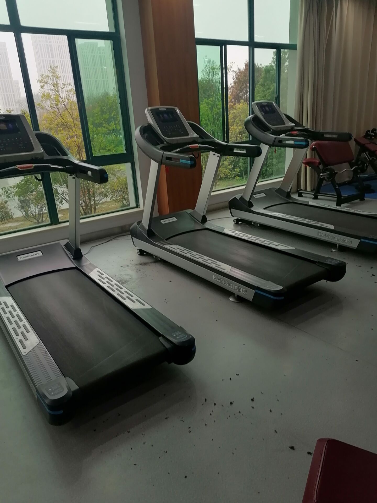 室内茄子黄色视频