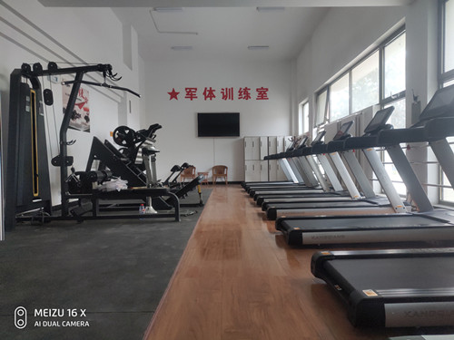 商用茄子黄色视频什么牌子好
